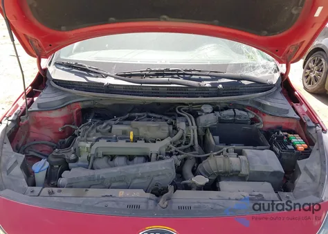 2020 Kia Rio S z USA, uszkodzony, nr VIN 3KPA24AD5LE330820